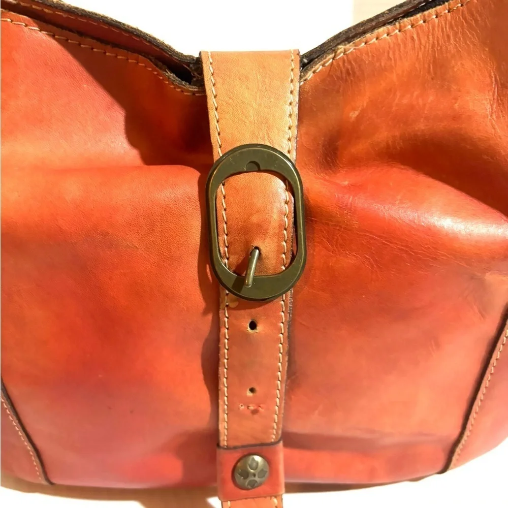 Patricia Nash Elegant Orange Leather Shoulder Bag